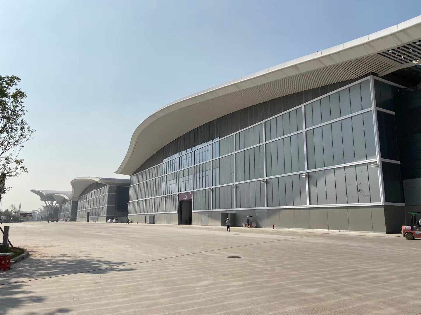 宁安铝单板幕墙定制氟碳铝单板幕墙出厂价