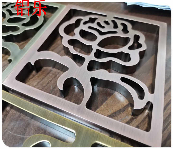 贵州铝合金雕花镂空，金属雕花板规格