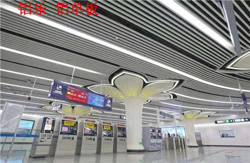 丽江铝单板装饰让您对装饰使用更放心、更安心