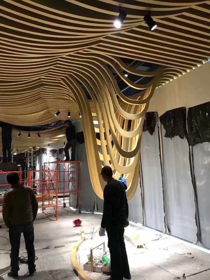 铝乐-弧形铝方通 (19).jpg