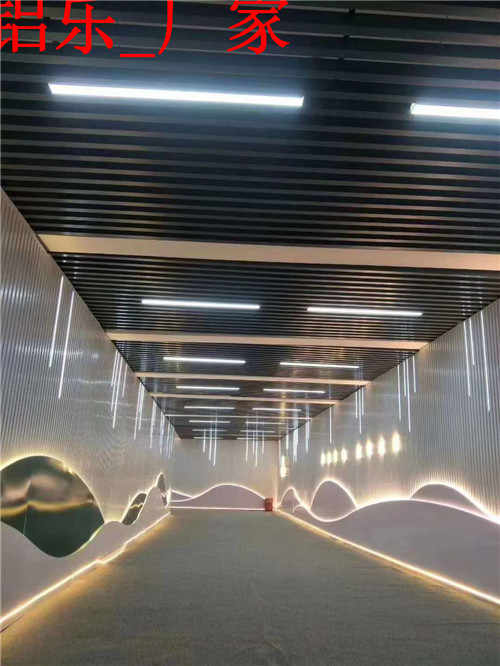丽江铝单板不断改革 推动装饰行业发展