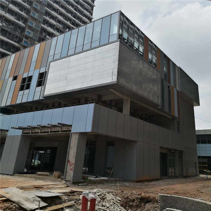 天长耐用的铝单板多少钱一平方-铝乐建材