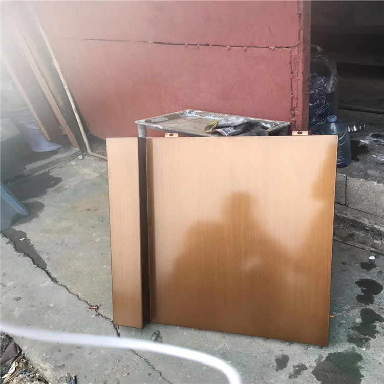 常州专业生产拉丝铜色铝单板材料