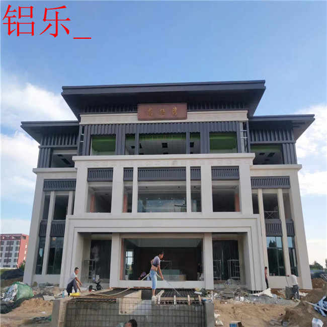四川铝单板在别墅装修中的简单运用