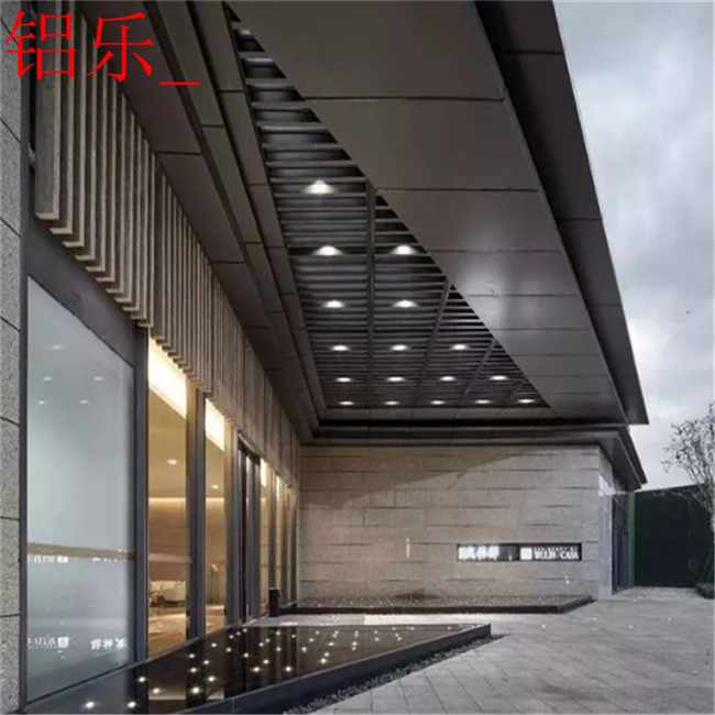 四川铝单板在别墅装修中的简单运用